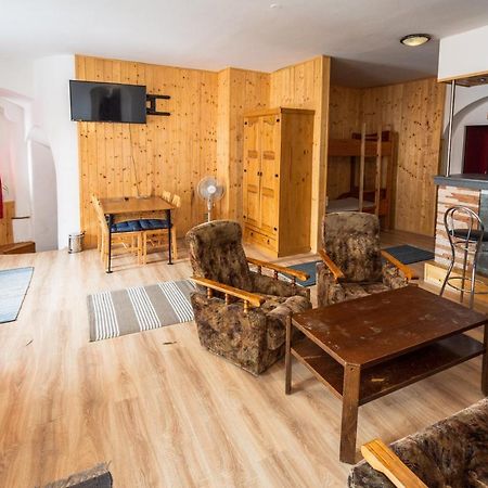 Red Point Hotell Tábor Eksteriør bilde
