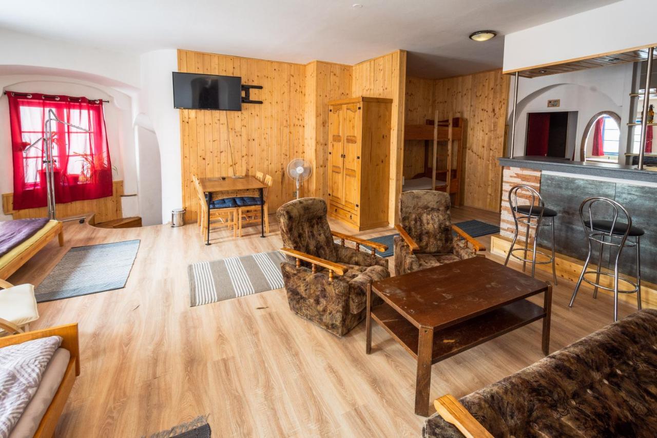 Red Point Hotell Tábor Eksteriør bilde