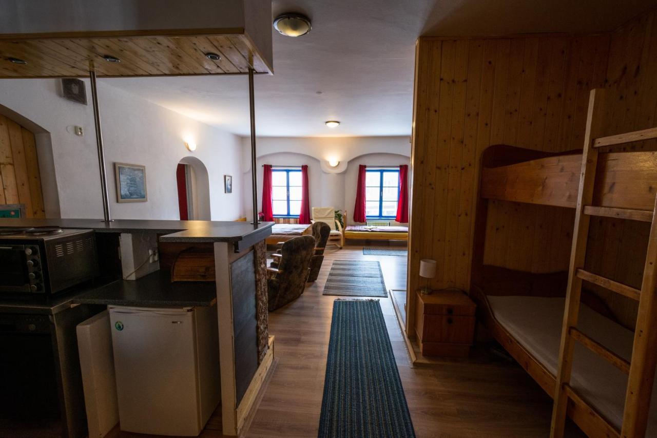 Red Point Hotell Tábor Eksteriør bilde