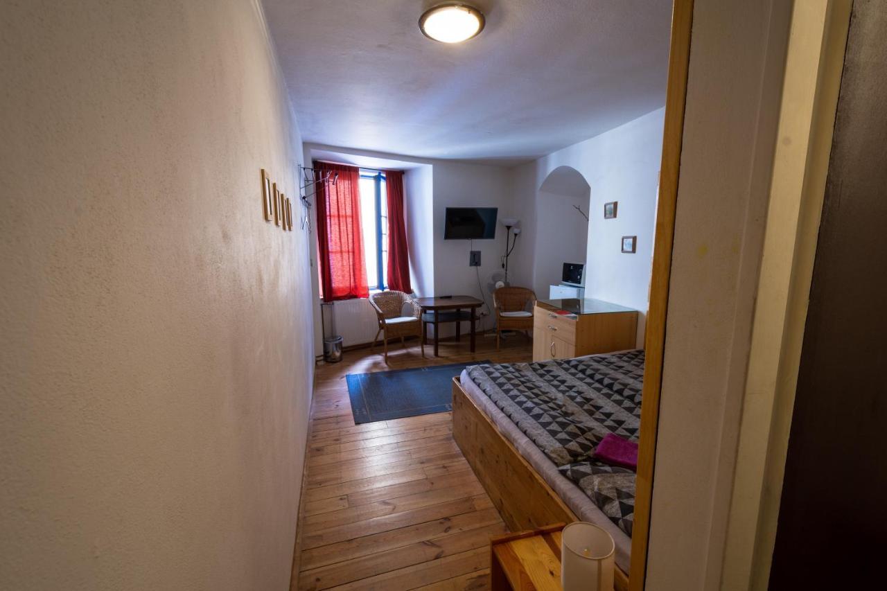Red Point Hotell Tábor Eksteriør bilde